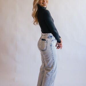 Zara Light Blue Cropped Jeans